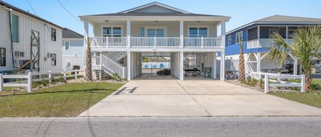 Welcome to A Tropical Cabana located just 1 block from the beach.