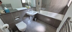 Family bathroom