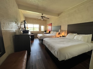 Lamp, Indoors, Bed, Furniture, Ceiling Fan