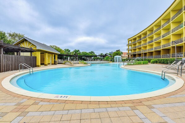 Pool