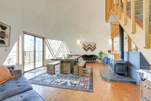 Living Room | Full Sleeper Sofa | Wood-Burning Stove | Cable TV