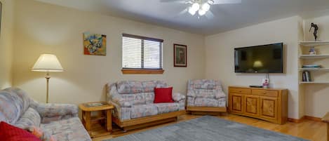 Las Cruces Vacation Rental | 2BR | 2BA | Step-Free Access | 1,200 Sq Ft