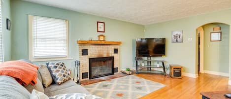 Sodus Point Vacation Rental | 2BR | 1.5BA | 2 Stairs Required to Enter