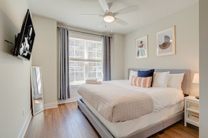 3rd Unit: 2nd bedroom with King bed and smart TV.