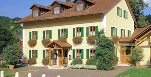 Gasthaus "Zum Himmelreich" (Riedenburg-Deising)-Hausansicht