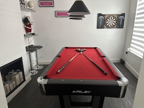 Spielezimmer