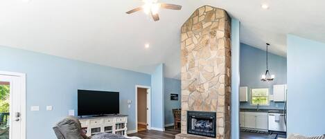 Great open floor plan in the main living area at Tennessee Heaven