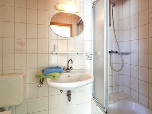 Dusche/WC, Vosskuhl Kabuff Een