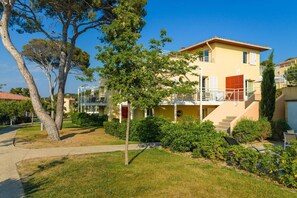 Extérieur maison de vacances [été]