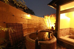 Private open-air bath