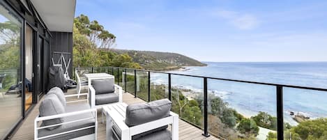 Panoramic balcony with full sea views