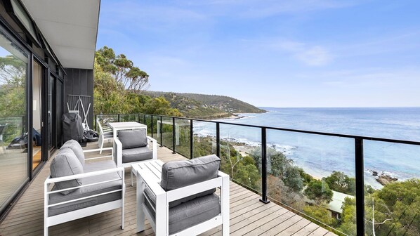 Panoramic balcony with full sea views