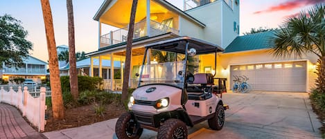 Welcome to Andrea's Island! Golf Cart and Bicycles Included Seasonally