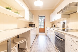 Delightful Aroeira Apartment | 2 Bedrooms | Apartment Aroeira Golf IV | Located in Golf Resort & Balcony with Dining Area | Aroeira