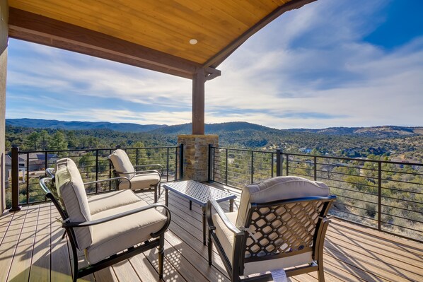 Prescott Vacation Rental | 4BR | 3BA | 2,400 Sq Ft | Elevator Access