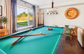 Spielezimmer