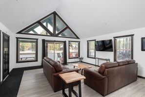 Sundance Cabin Rental (1766)