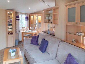 Open plan living space | Doggy Dell, Stour Row