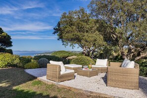Savor your meals or a refreshing drink on one of the multiple terraces while looking at the stunning sea view #seaview #soleilmarin #saint-tropez #france