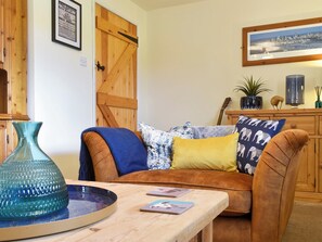Living room | Meadow View Cottage - The Artists Cottages, Pickering