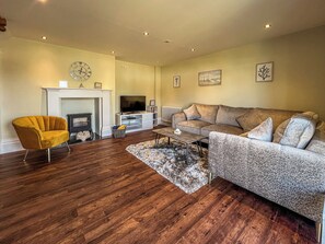 Living room | Old School Mews Too - Old School Mews, Shanklin