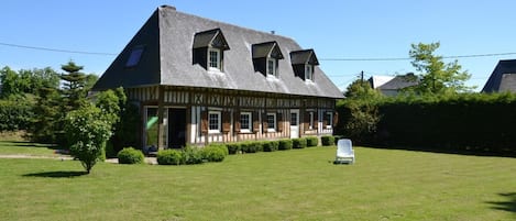 Location gîte "Marquis de Loraille" à Tocqueville en Caux n° G2077.