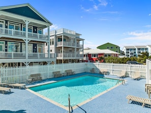 Private Saltwater Pool