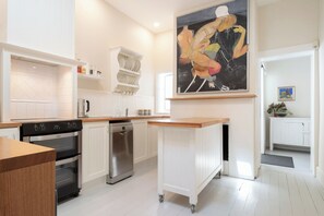 Clean and spacious kitchen