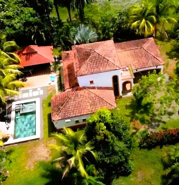 Aerial view of property & surrounding jungle! Relax w/ nature & ocean sounds!