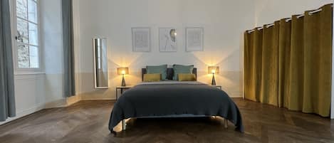 Chambre Gold - Lit double queen size 160x200