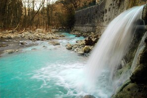 free thermal waters 5 minutes by car