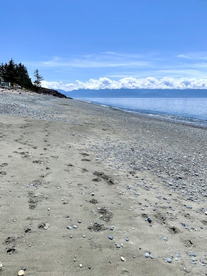 Gordon's Beach -great for a walk, picnic, sunset watch!