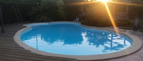 piscine 1.40 de profondeur max