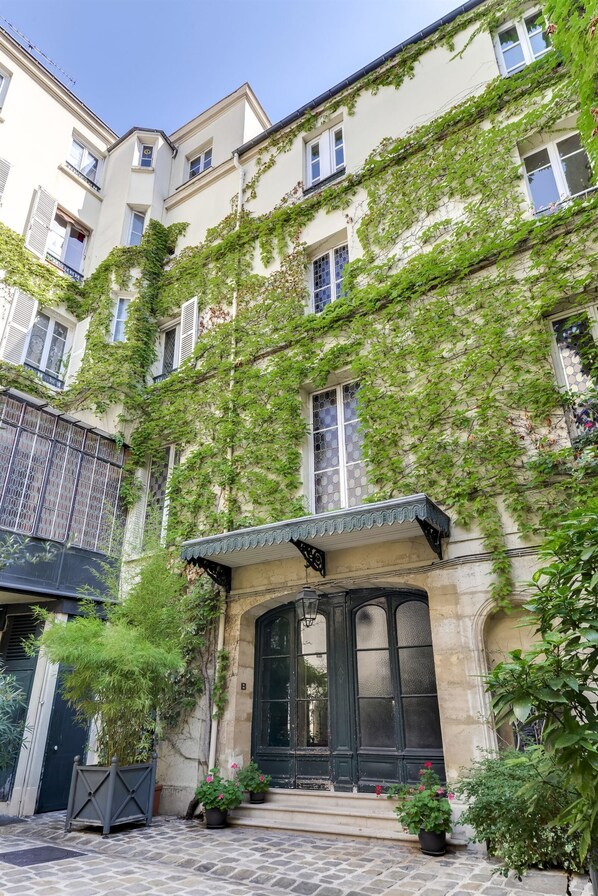 Exterior detail