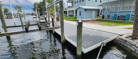 Canal side with dock
50' sea wall, 30' fixed dock, 12' floating dock 