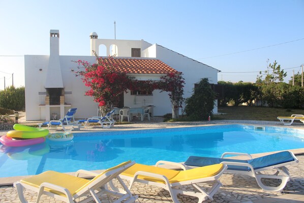 Vista Sul, Piscina e Barbecue