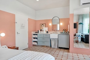 Kitchenette