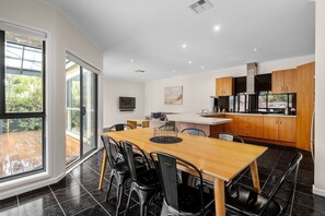 Open plan kitchen and dining area