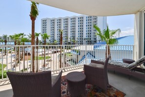 Palms 1301- Balcony