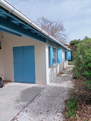 Exterior detail