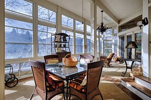 Screened Porch