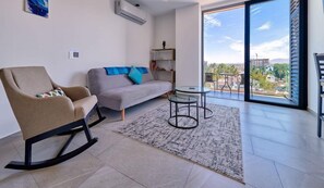 03.Living room