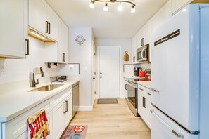 Kitchen | Keyless Entry