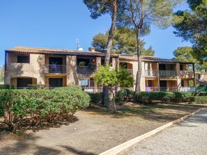 Plante, Ciel, Bâtiment, Propriété, Fenêtre, Arbre, Architecture, Lot Terre, Maison, Quartier