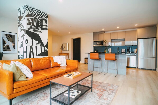 Spacious, Open Concept Livingroom/Kitchen