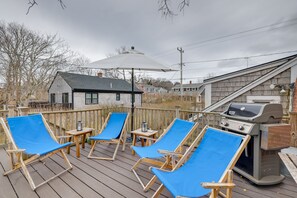 Deck | Gas Grill | Walk to Beach