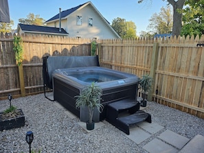 Bain à remous extérieur