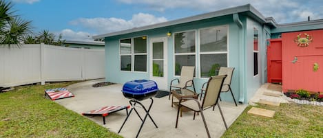 Ormond Beach Vacation Rental | 3BR | 1.5BA | 1 Step Required | 1,300 Sq Ft