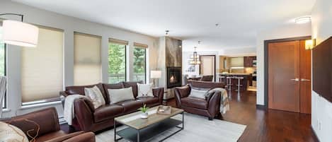 Living room: Smart TV