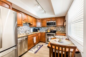 Beautifully updated kitchen 